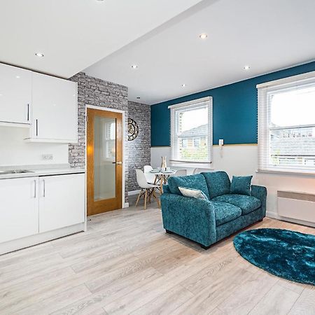 Cozy And Charming Flat: Minutes From Everything! London Bagian luar foto