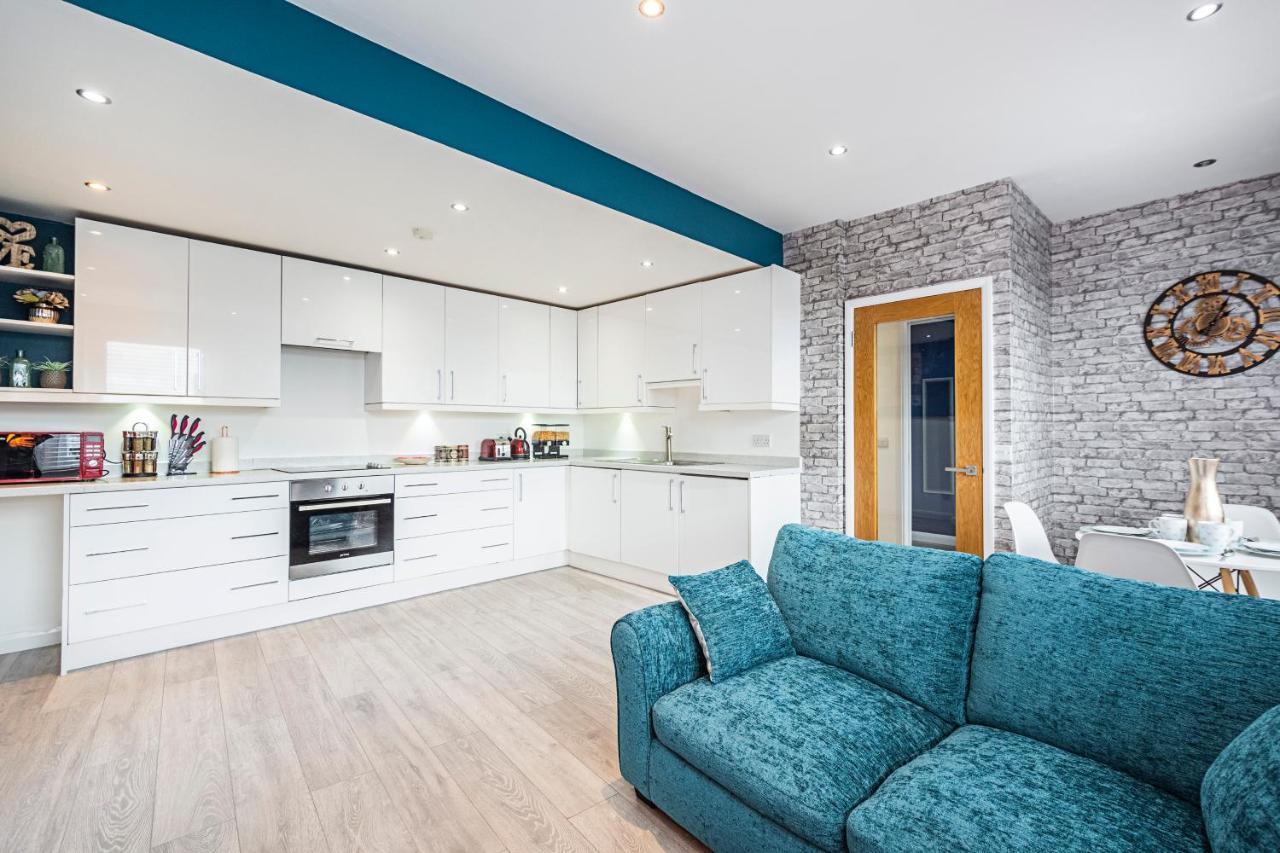 Cozy And Charming Flat: Minutes From Everything! London Bagian luar foto